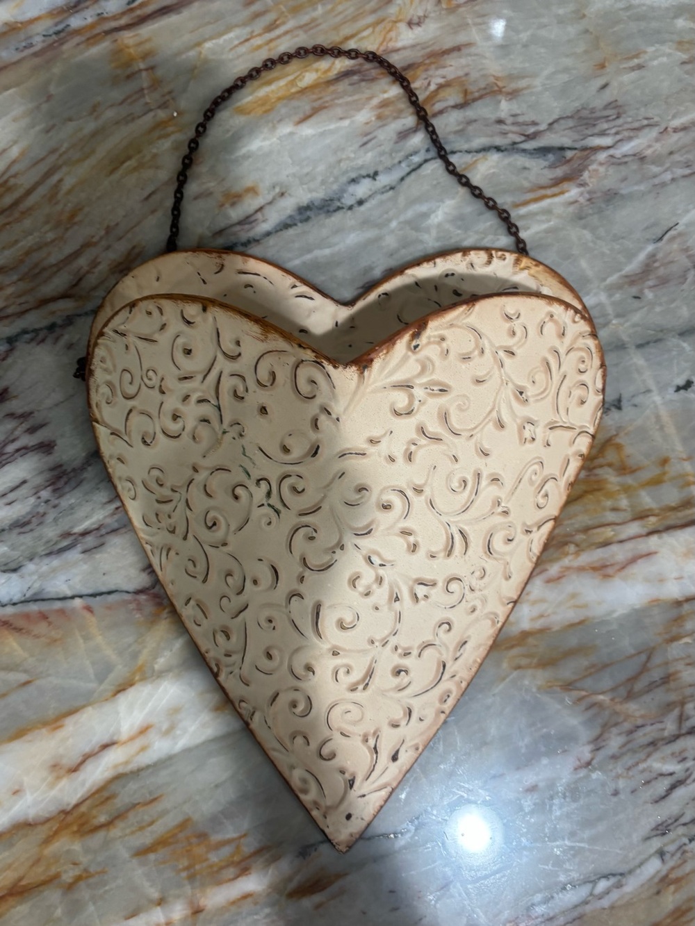 Home Interiors Cream Embossed Key & Card Holder with Rust-Tone Chain